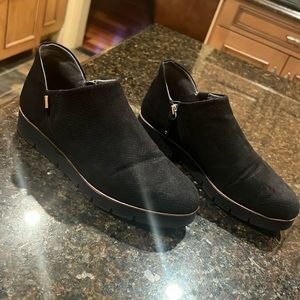 Dr. Scholl’s shoes